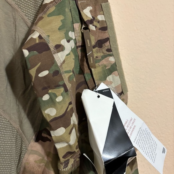 Massif Mountain Gear Company Army Combat Shirt Size Large Flame Resistant Unisex - Picture 3 of 12